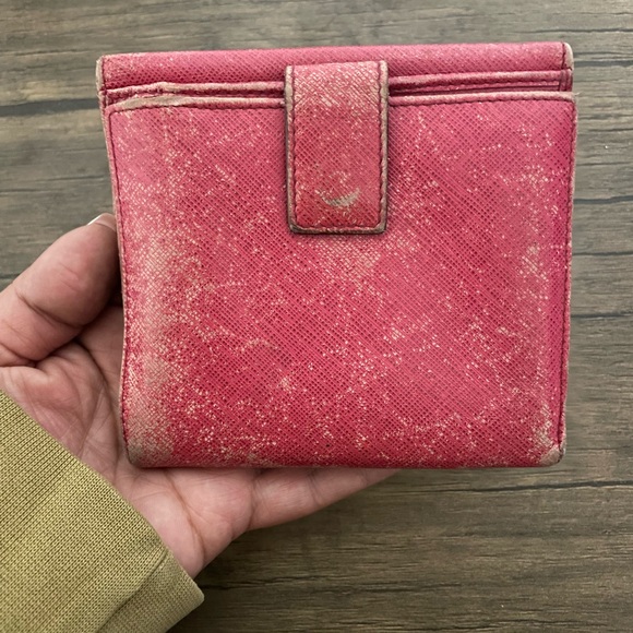 Salvatore Ferragamo project Red Wallet - Picture 8 of 8